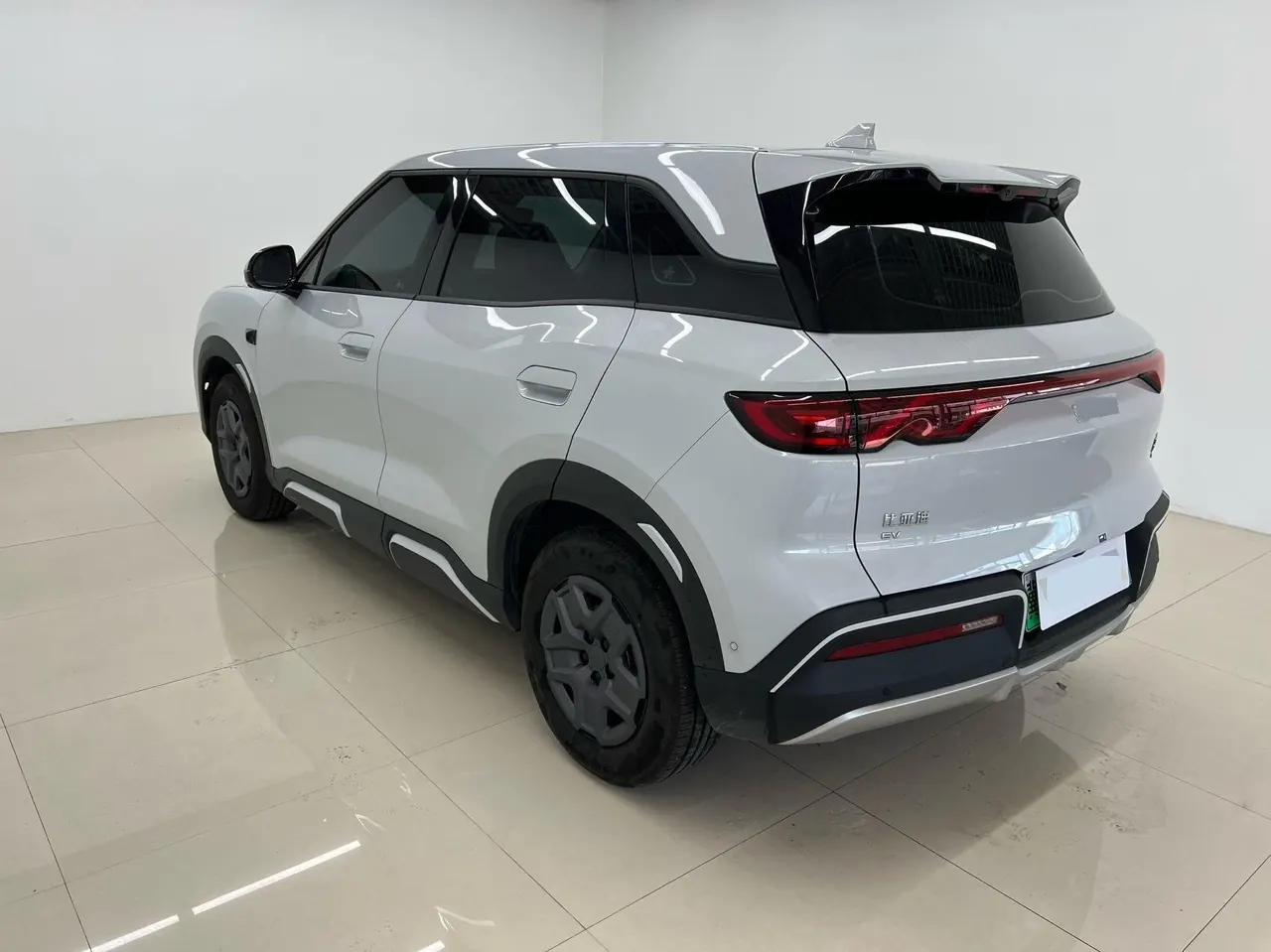 BYD 2025 Yuan UP Smart Driving 401KM Vital Automatic Gear 6