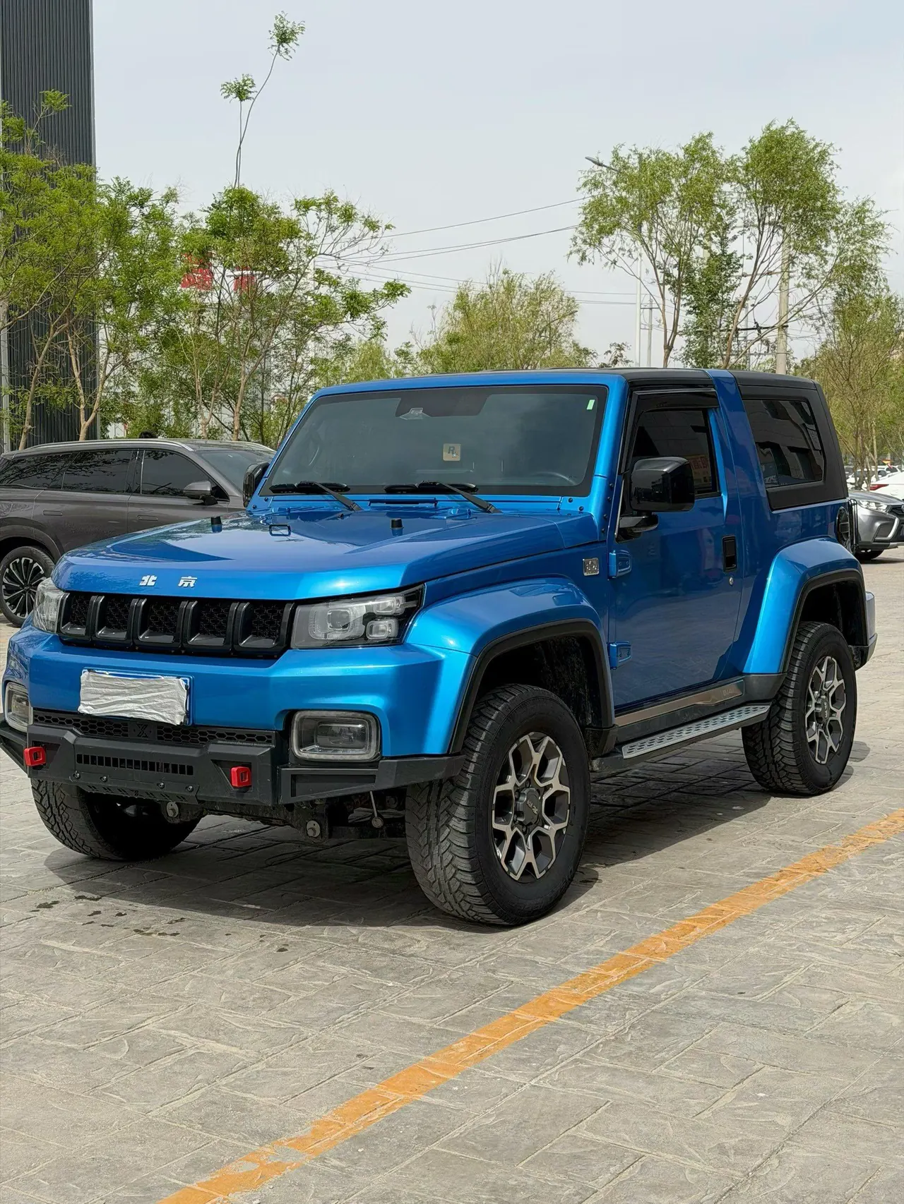 Beijing 2020 BJ40 2.0T 4-wheel drive tribute version extreme automatic gear - View 1