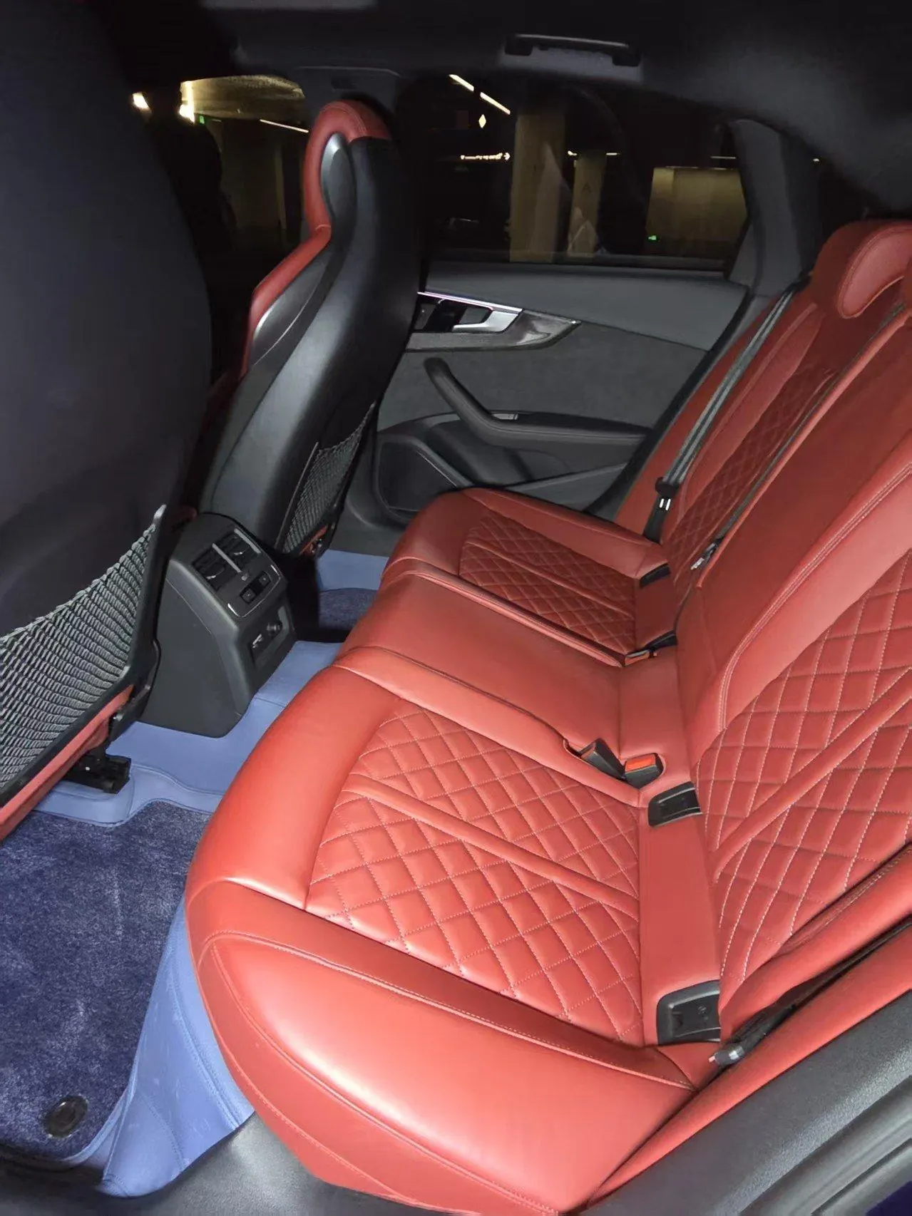 Audi S4 (Imported) 2024 S4 Limousine 3.0TFSI Automatic Gear 4