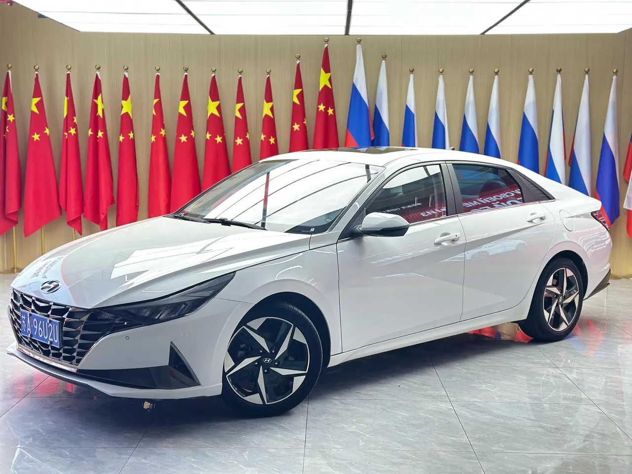 Open image lightbox: Hyundai 2021 Elantra-sedan 1.5 stepless GLX elite automatic gear