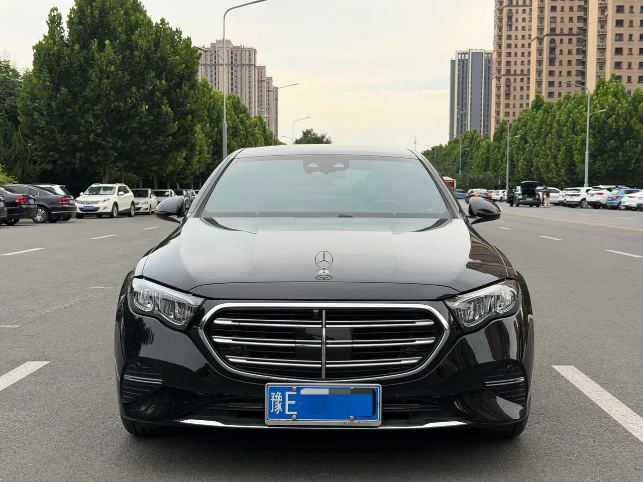 Mercedes Benz E Class 2025 E 300 L 48V 2.0T Luxury Automatic Gear 2