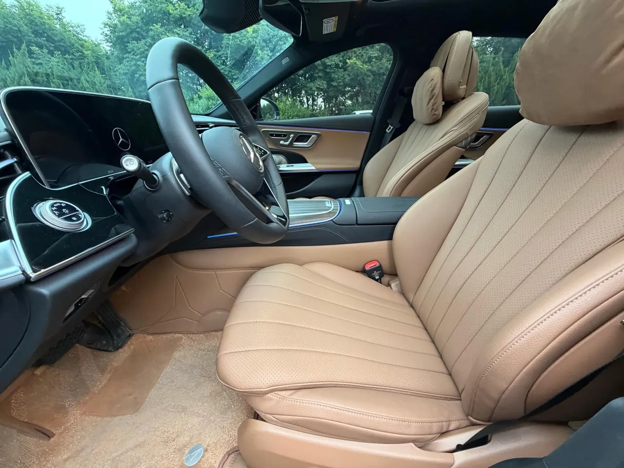 Mercedes Benz E Class 2025 E 300 L 48V 2.0T Luxury Automatic Gear 4