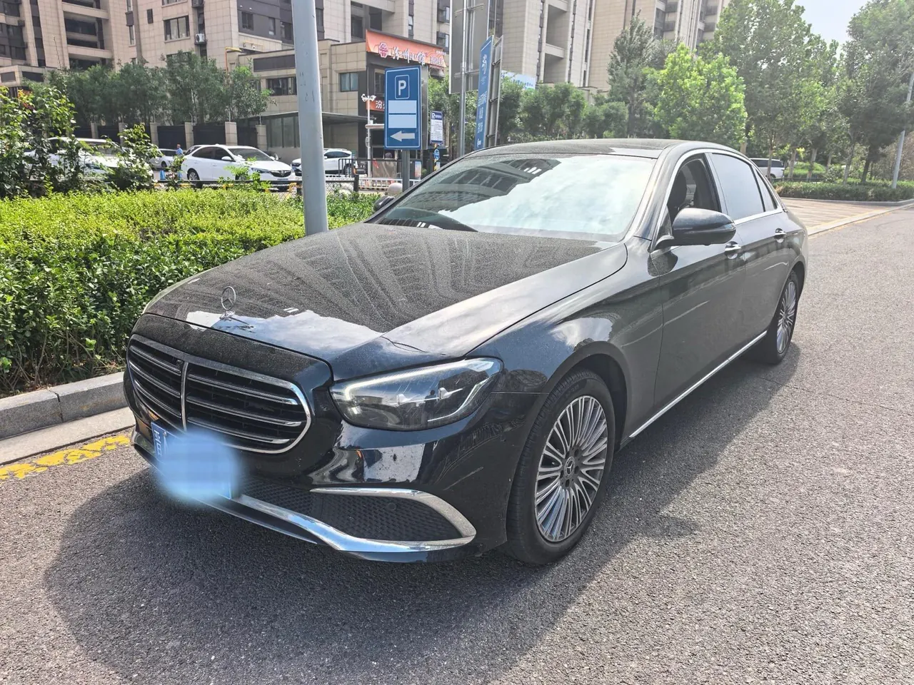 Mercedes Benz E Class 2023 E 300 L 2.0T Sports Luxury Automatic Gear - View 1