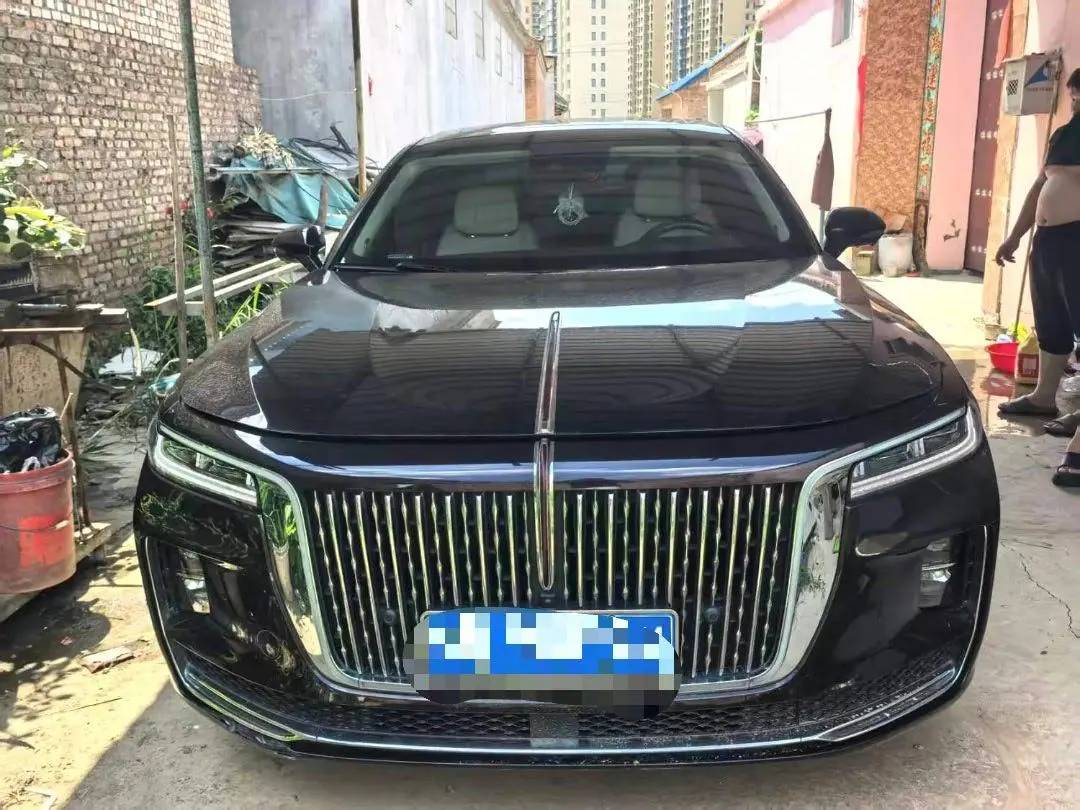 HongQi 2020 H9 48V 2.0T Zhilian Qi Chang Edition Automatic Gear 2