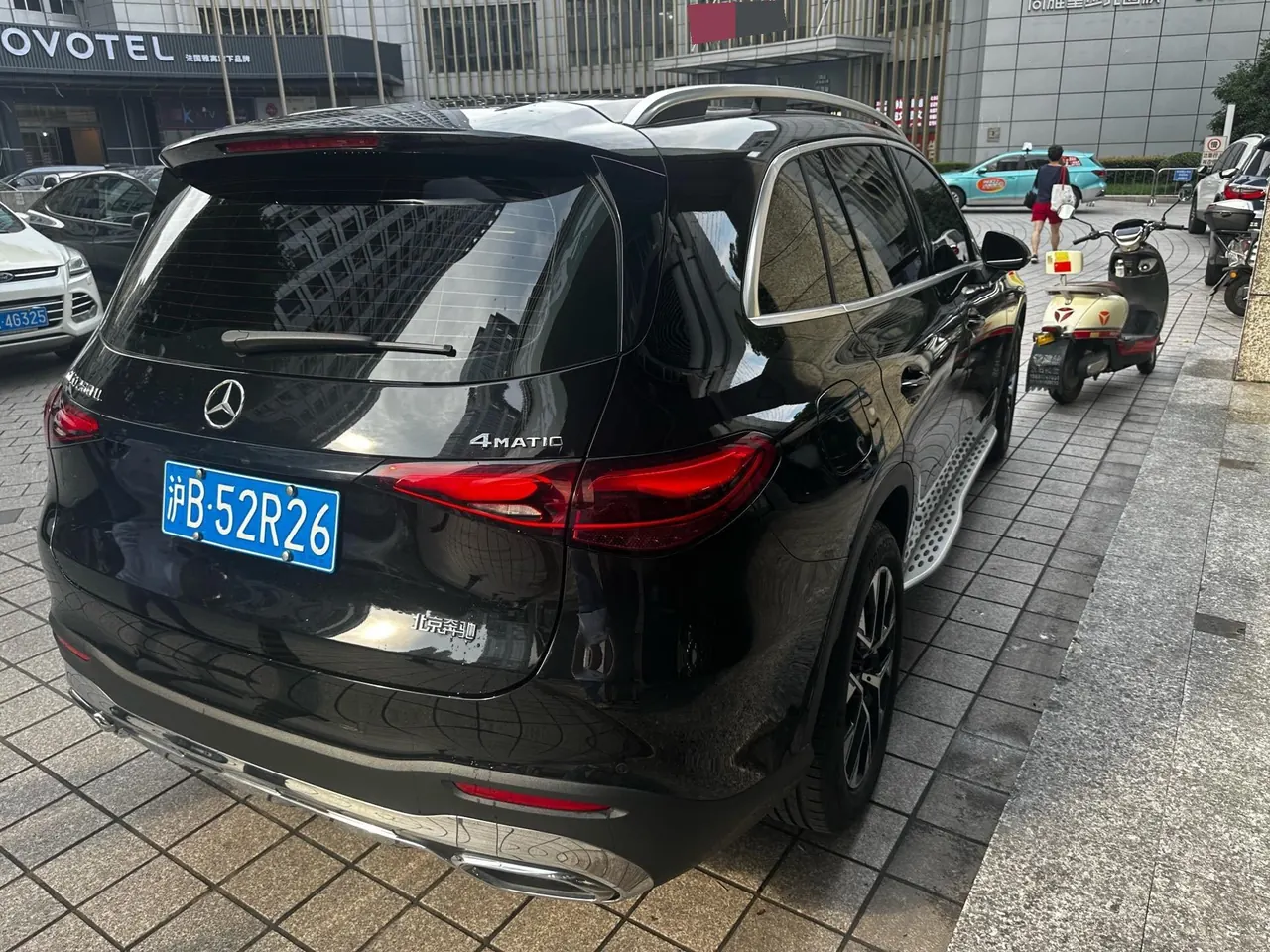 Mercedes Benz 2024 GLC 260 L 4MATIC 48V 2.0T Dynamic 5-seat Automatic Gear 2