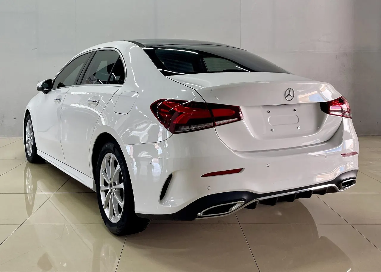 Mercedes Benz Class A 2020 A 200 L 1.3T Sports Automatic 5