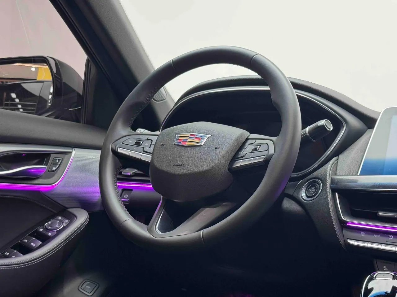 Cadillac 2023 CT5 2.0T 28T Luxury (Standard Edition) Automatic Gear 8