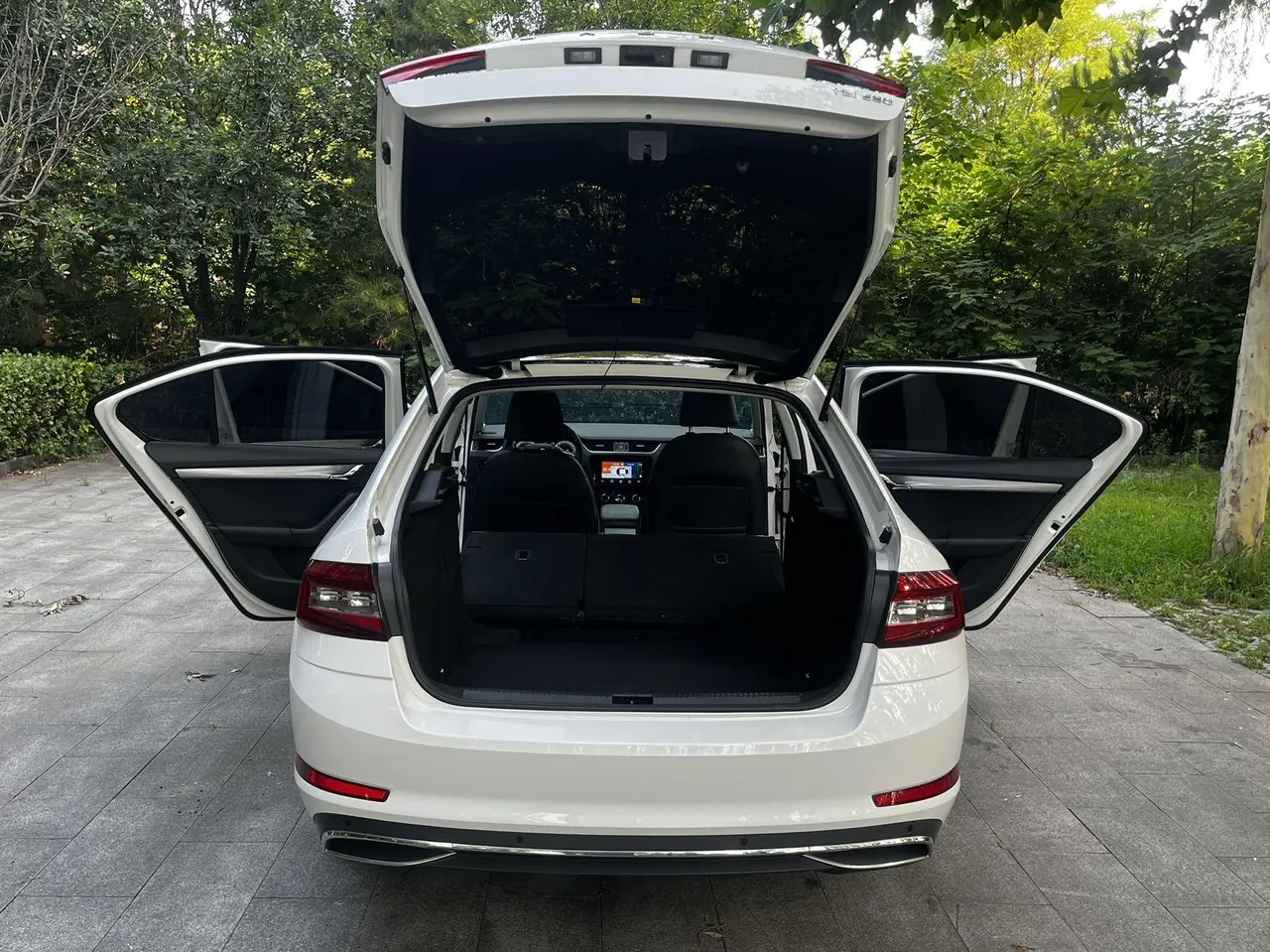 Skoda 2020 Ming Rui 1.4TSI TSI280 Zhixing Deluxe Automatic Gear 9