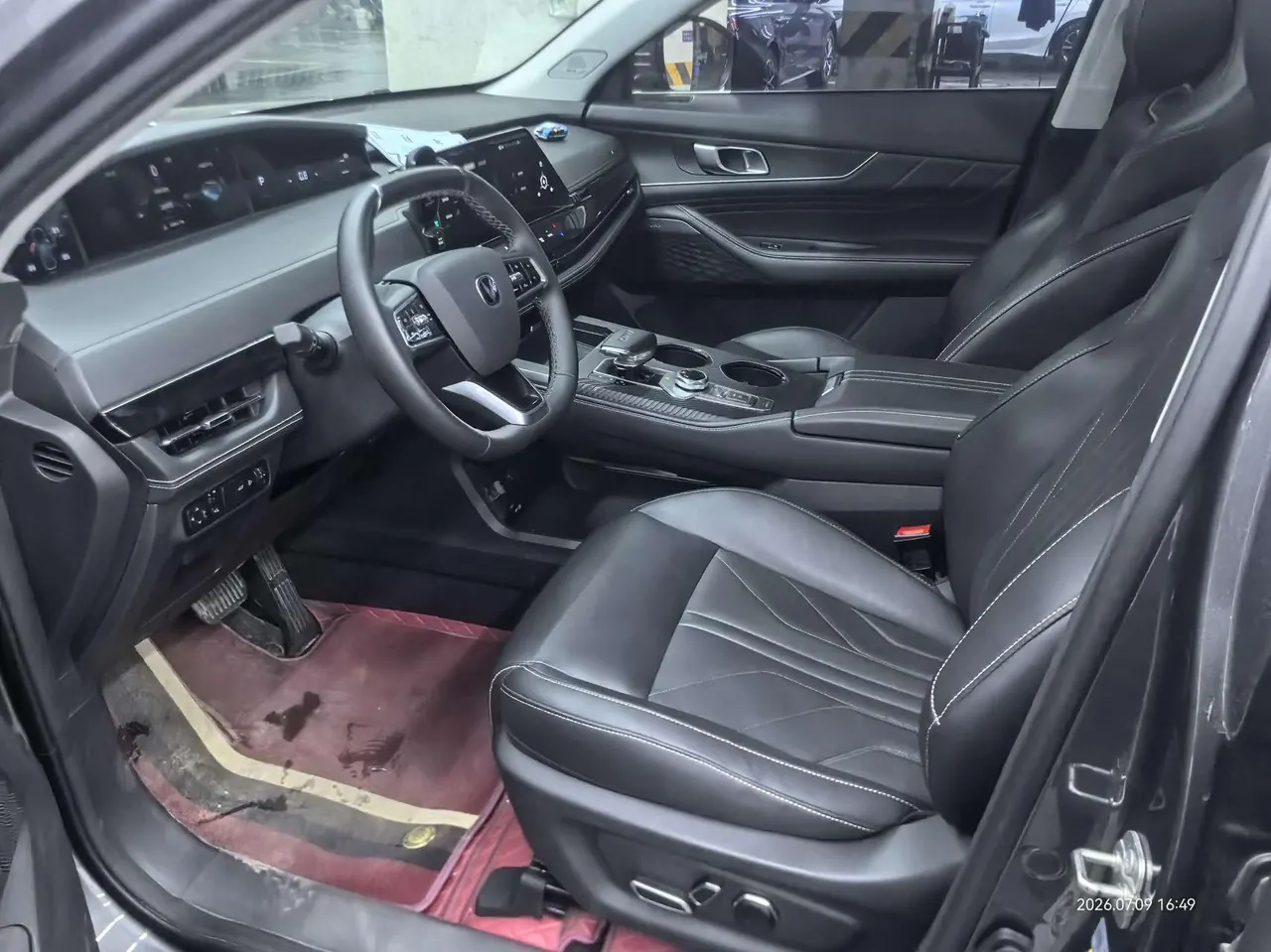 ChangAn 2023 UNI-K 2.0T Two-Drive Yuesang Automatic Gear 3