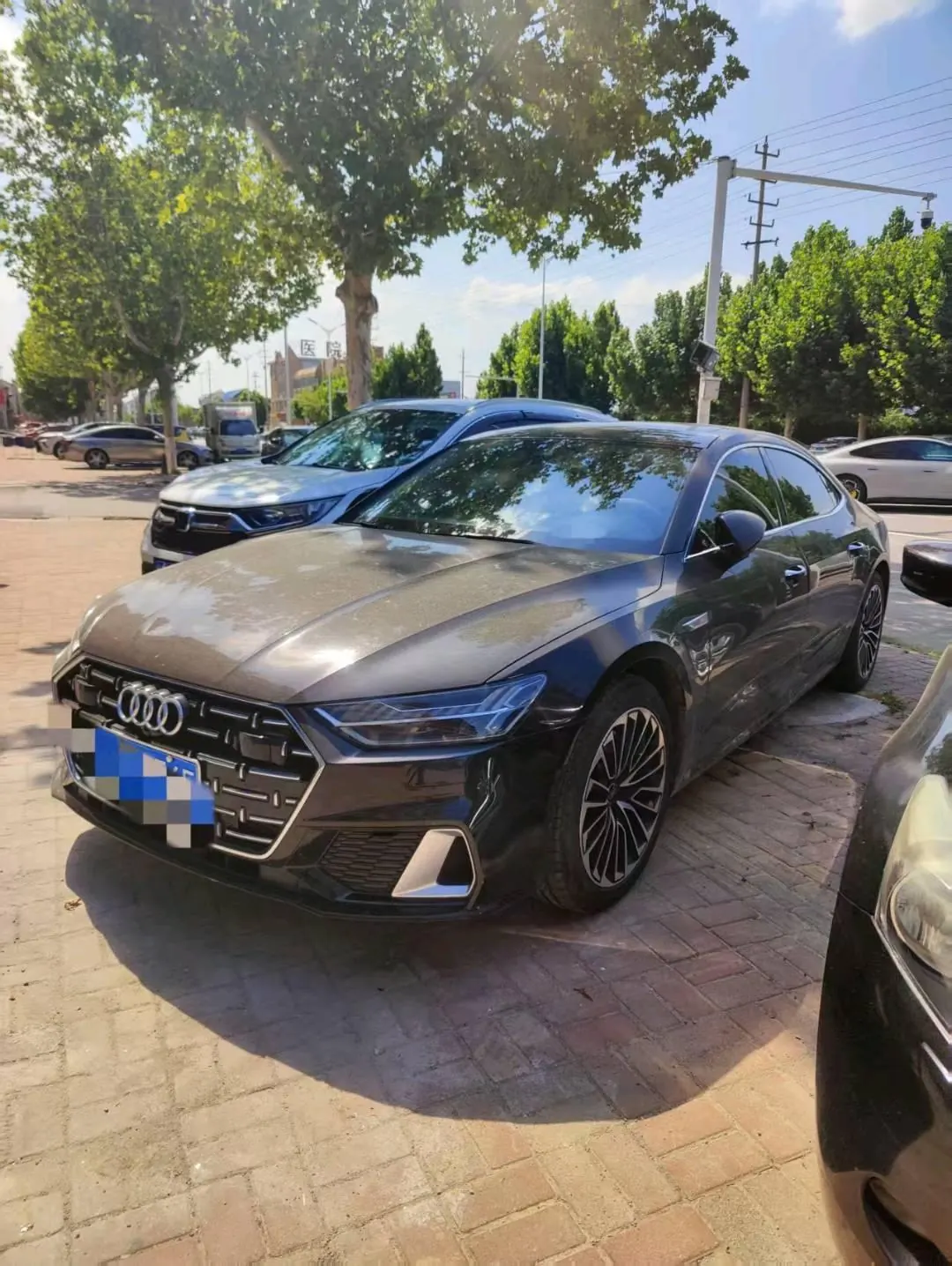 Open image lightbox: Audi 2024 A7L 2.0TFSI 45TFSI Luxury Automatic