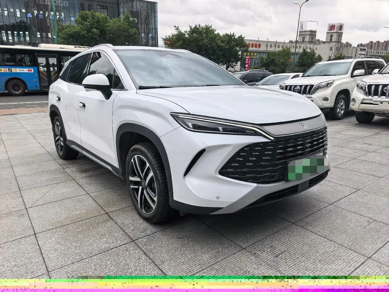 BYD 2024 Song L DM-i 1.5 Stepless 160km Exceed Automatic Transmission 9
