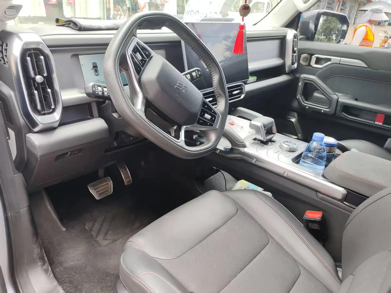 Jetour 2023 Traveler 2.0T Four-Wheel-Drive Cross-Country PRO Automatic 2