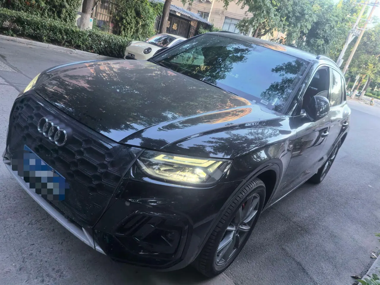 Open image lightbox: Audi 2025 Q5L 2.0TFSI 45TFSI 45th Anniversary Collection Edition Quattro Deluxe Dynamic Automatic