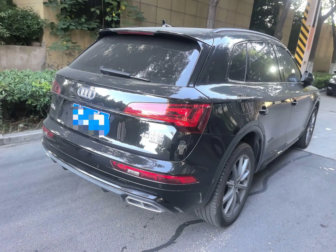 Audi 2025 Q5L 2.0TFSI 45TFSI 45th Anniversary Collection Edition Quattro Deluxe Dynamic Automatic 7
