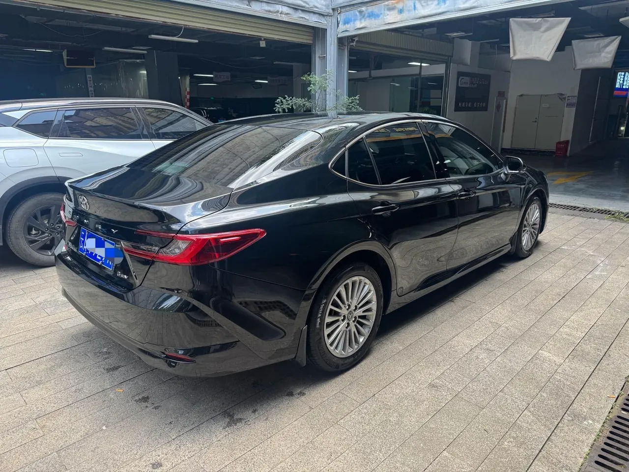 Toyota 2026 Camry Dual Engine 2.0HE Stepless Elite Automatic Gear 2