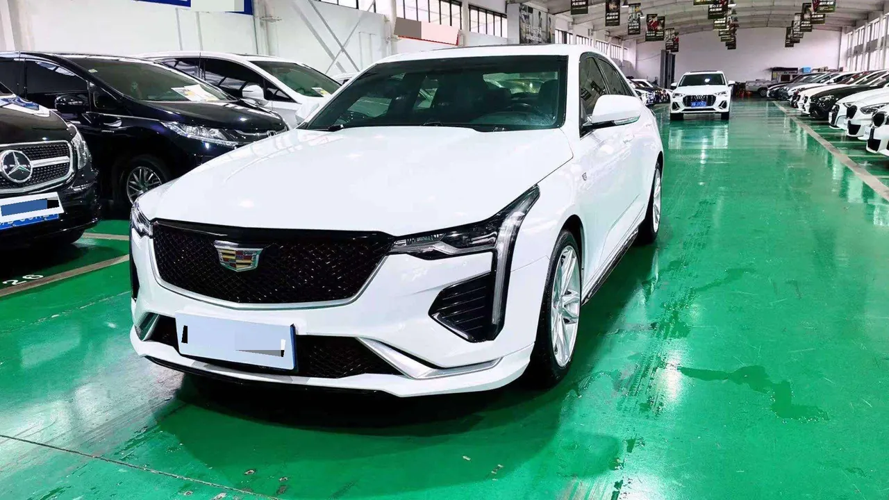 Cadillac 2020 CT4 2.0T 28T fashion automatic gear - View 1