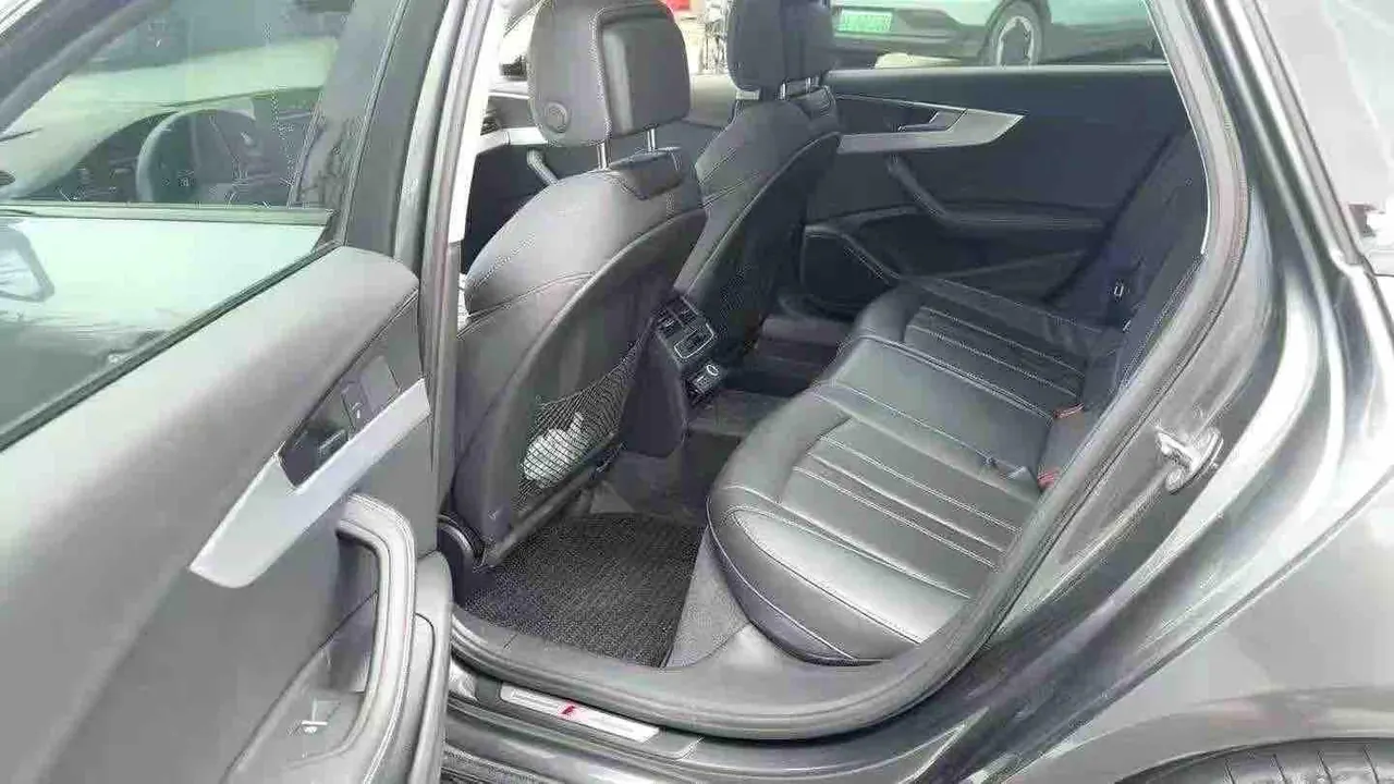 Audi 2020 A4L 2.0TFSI 40TFSI Fashion Dynamic Automatic 4
