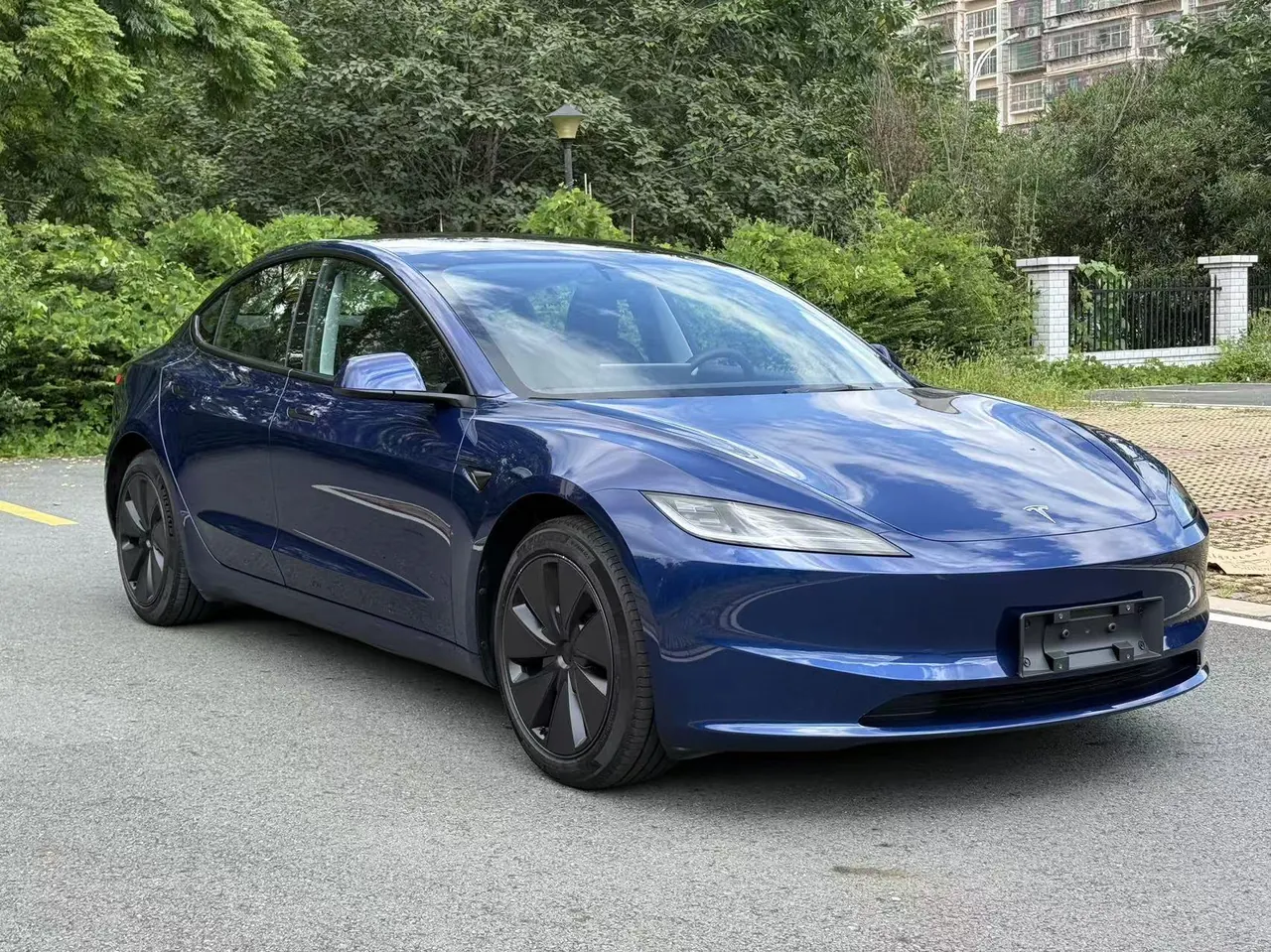 Tesla 2023 Model 3 Rejuvenation Edition Rear Wheel Drive Automatic Transmission 3