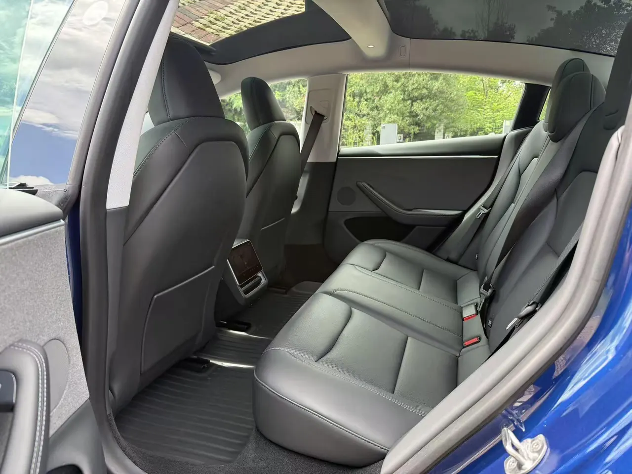 Tesla 2023 Model 3 Rejuvenation Edition Rear Wheel Drive Automatic Transmission 5