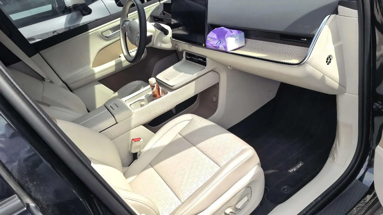 Toyota 2025 Platinum Intelligence 3X 520 Pro Advanced Intelligence Driving Edition Automatic Gear 3