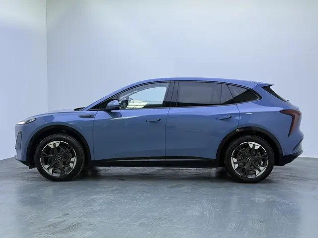 HongQi 2025 Tiangong 06 660 Four-wheel Drive Intelligent Edition Automatic Gear 17