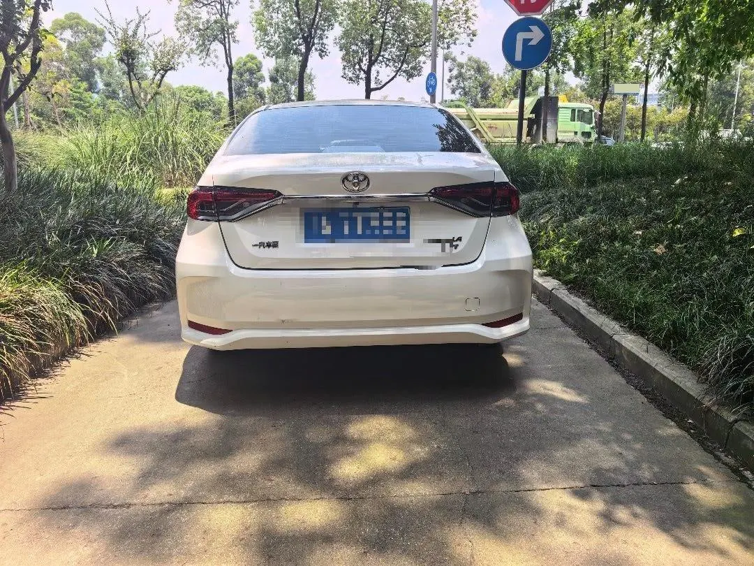 Toyota 2021 corolla 1.2T stepless elite version of automatic gear 8