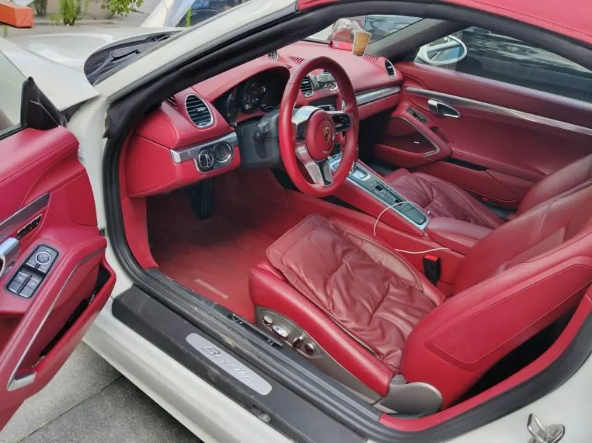 Porsche 718 (Imported) 2020 718 Boxer 2.0T Automatic 3