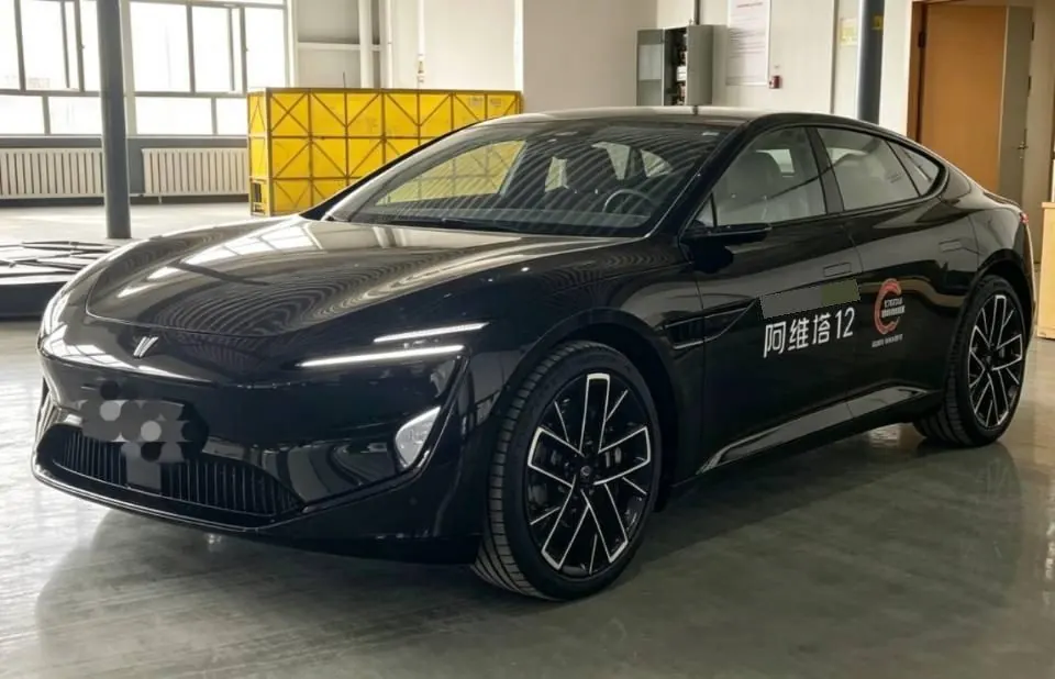Открыть галерею: Avatr 2025 Avatr 12 Ultra Pure Electric Edition Four-wheel Drive (Modified) Automatic Gear