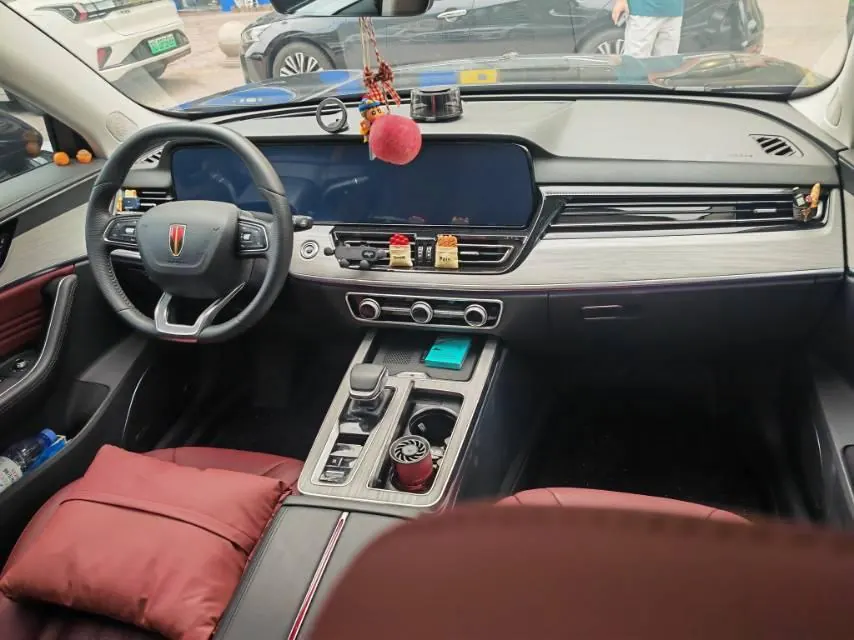 HongQi 2025 HS5 2.0T Two-Drive Xuan Ying Edition Automatic Gear 2