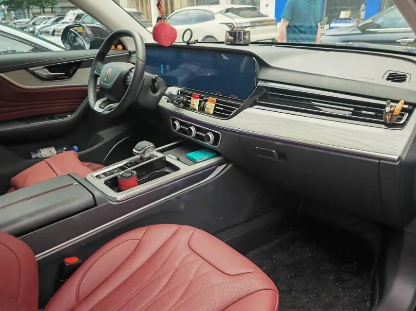 HongQi 2025 HS5 2.0T Two-Drive Xuan Ying Edition Automatic Gear 5