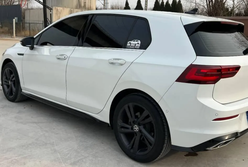 Volkswagen 2023 Golf 8 R-Line 1.4TSI 280TSI Lite Automatic 5