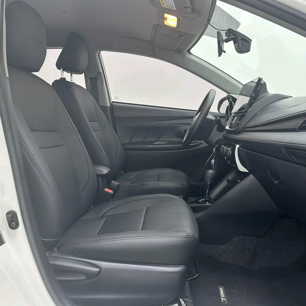 Toyota yaris 2020 YARiS L Zhixuan X 1.5 Stepless Leading Edition Automatic Gear 10