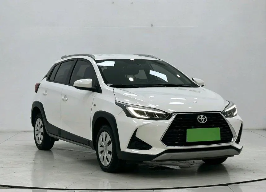 Toyota yaris 2020 YARiS L Zhixuan X 1.5 Stepless Leading Edition Automatic Gear 3