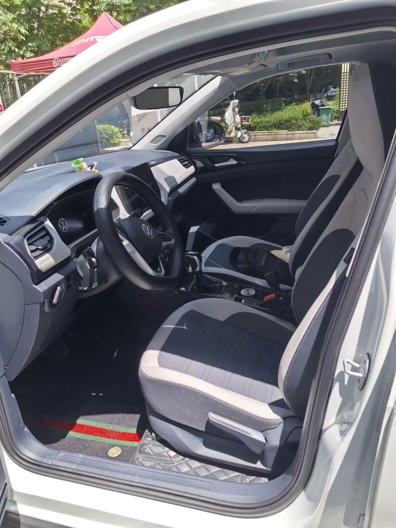 Volkswagen 2026 Tuyue Xinrui 1.5TSI 300TSI Sharp Edition Automatic Gear 6