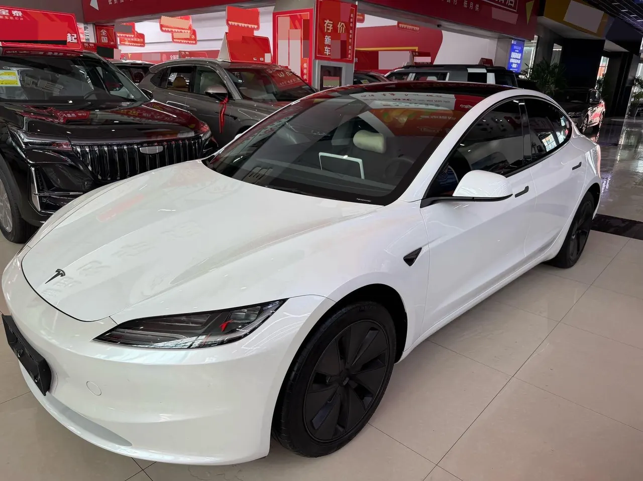 Tesla 2025 Model 3 Rear-Wheel-Drive Edition (facelift) Automatic Transmission - View 1