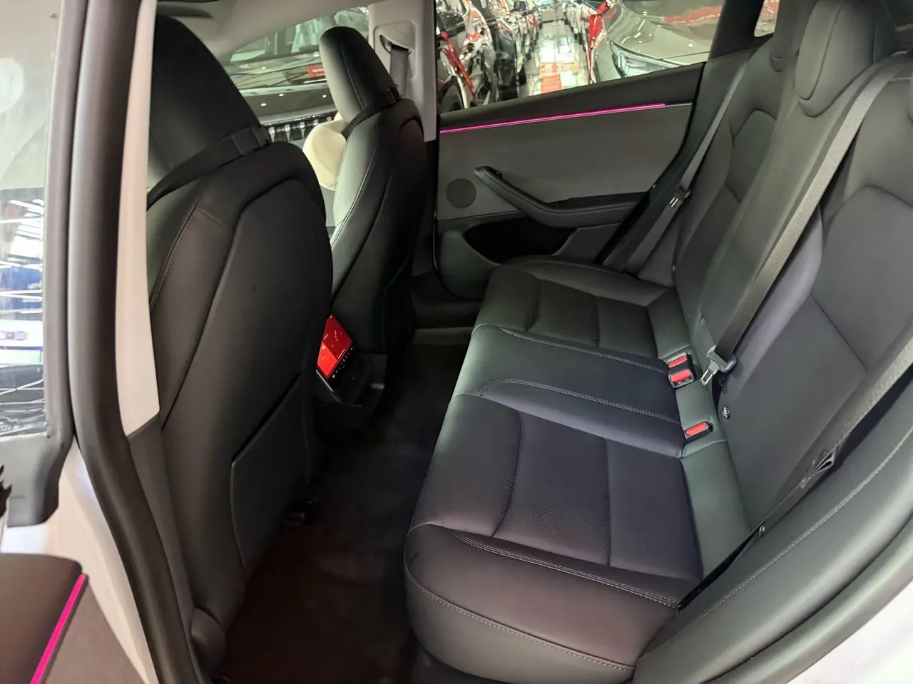 Tesla 2025 Model 3 Rear-Wheel-Drive Edition (facelift) Automatic Transmission 6