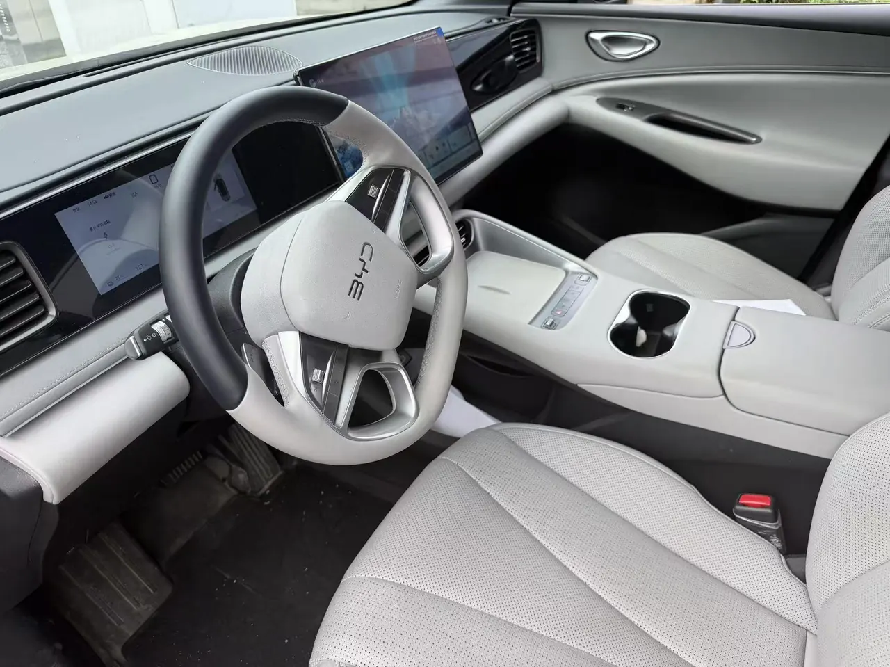 BYD 2025 Sea Lion 06 EV 520 Pilot Edition Automatic Gear 2