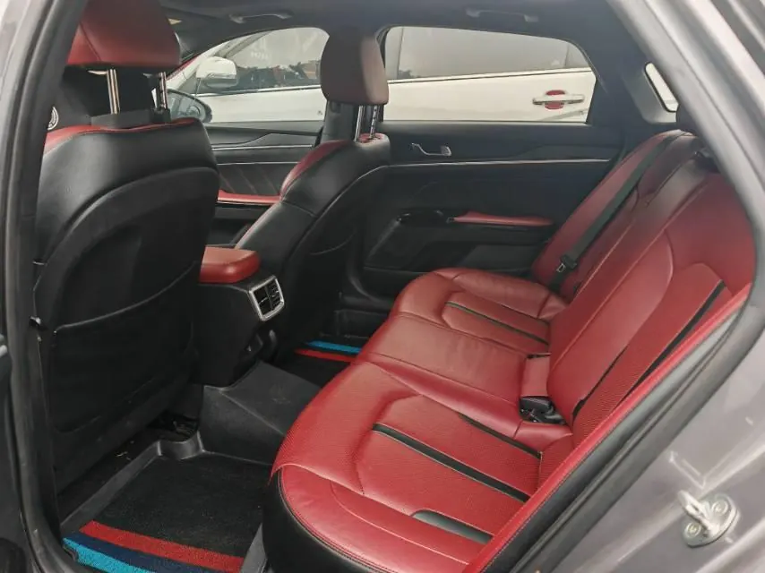 Kia 2020 K5 Keku 2.0T 380T GT-Line Distinguished Technology Edition Automatic Gear 4