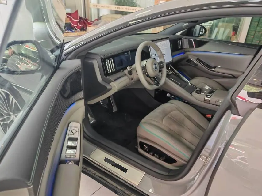 Denza 2026 Denza Z9GT Flashback Flagship Automatic Transmission 3