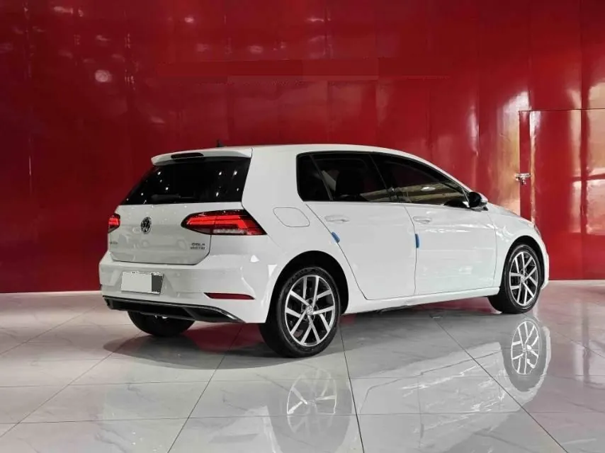 Volkswagen 2020 Golf 7 1.2TSI 200TSI Comfortable Aggressive Automatic 5