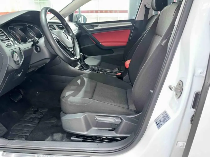 Volkswagen 2020 Golf 7 1.2TSI 200TSI Comfortable Aggressive Automatic 7