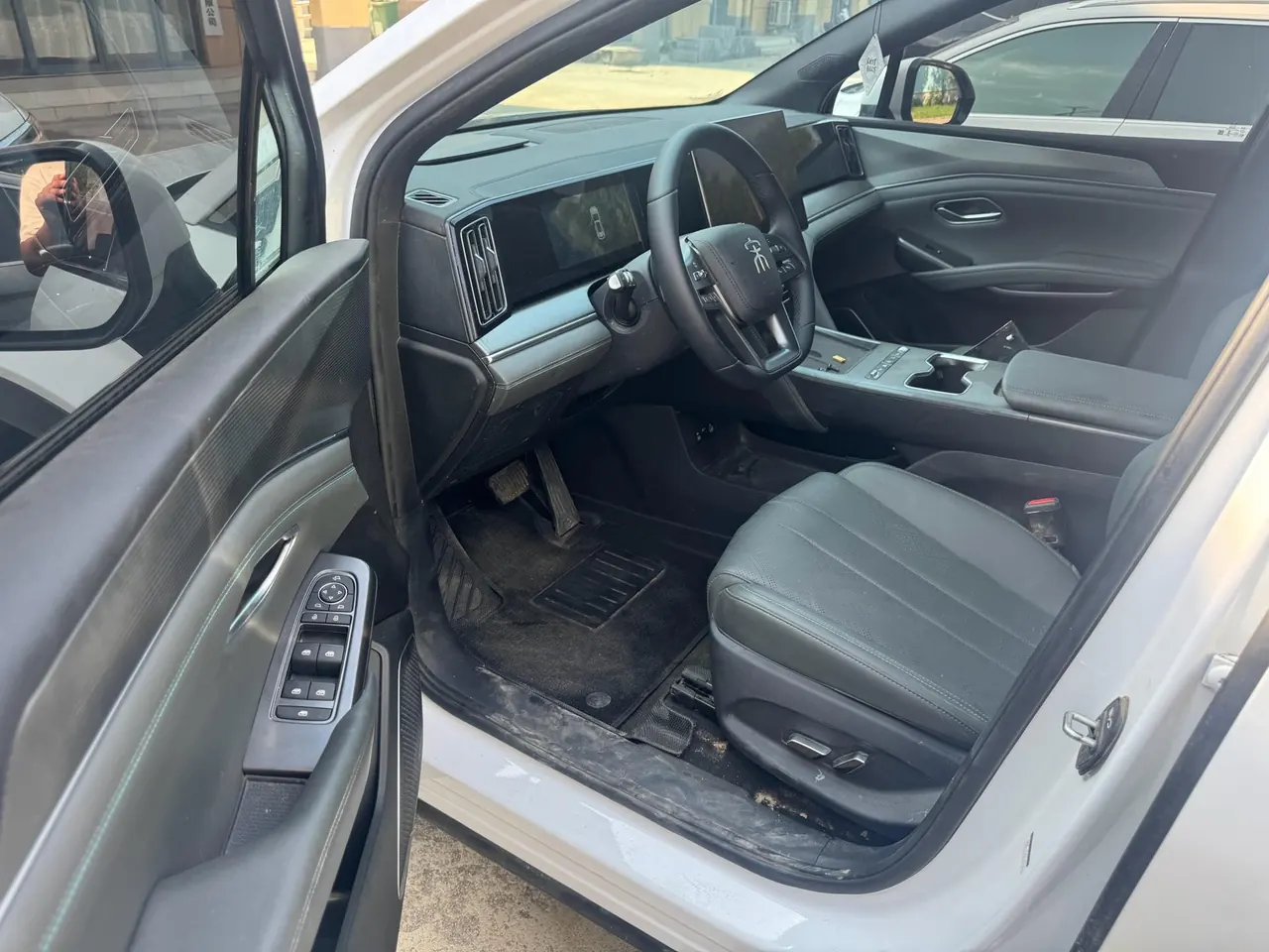 BYD 2025 Song L DM-i 1.5 Stepless Smart Driving Edition 112km Exceed Automatic Gear 3
