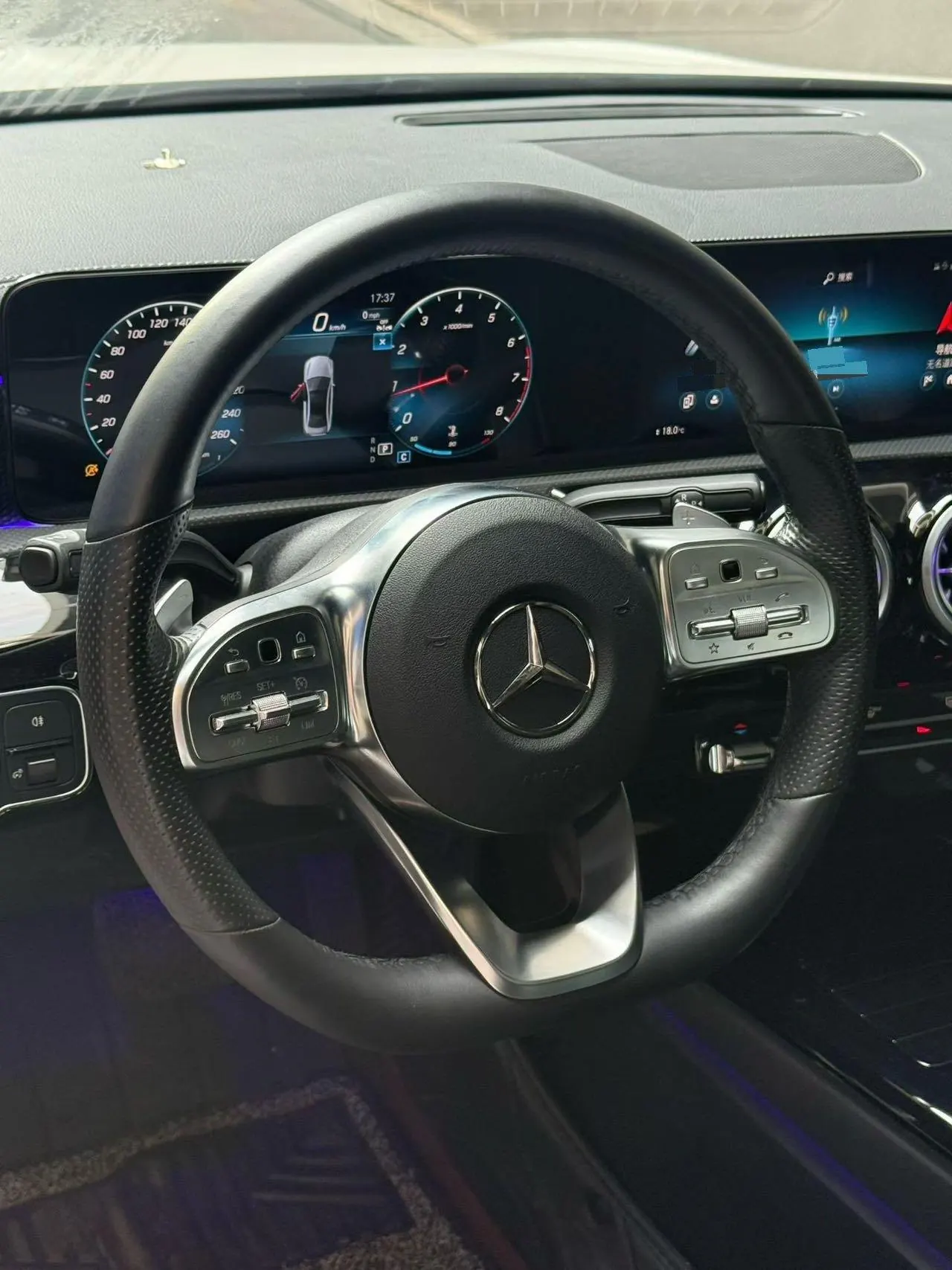 Mercedes Benz Class A 2023 A 200 L 1.3T Fashion Automatic Gear 3