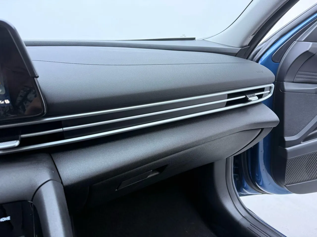 Hyundai 2021 Elantra -3-compartment 1.5 stepless LUX premium automatic gear 9