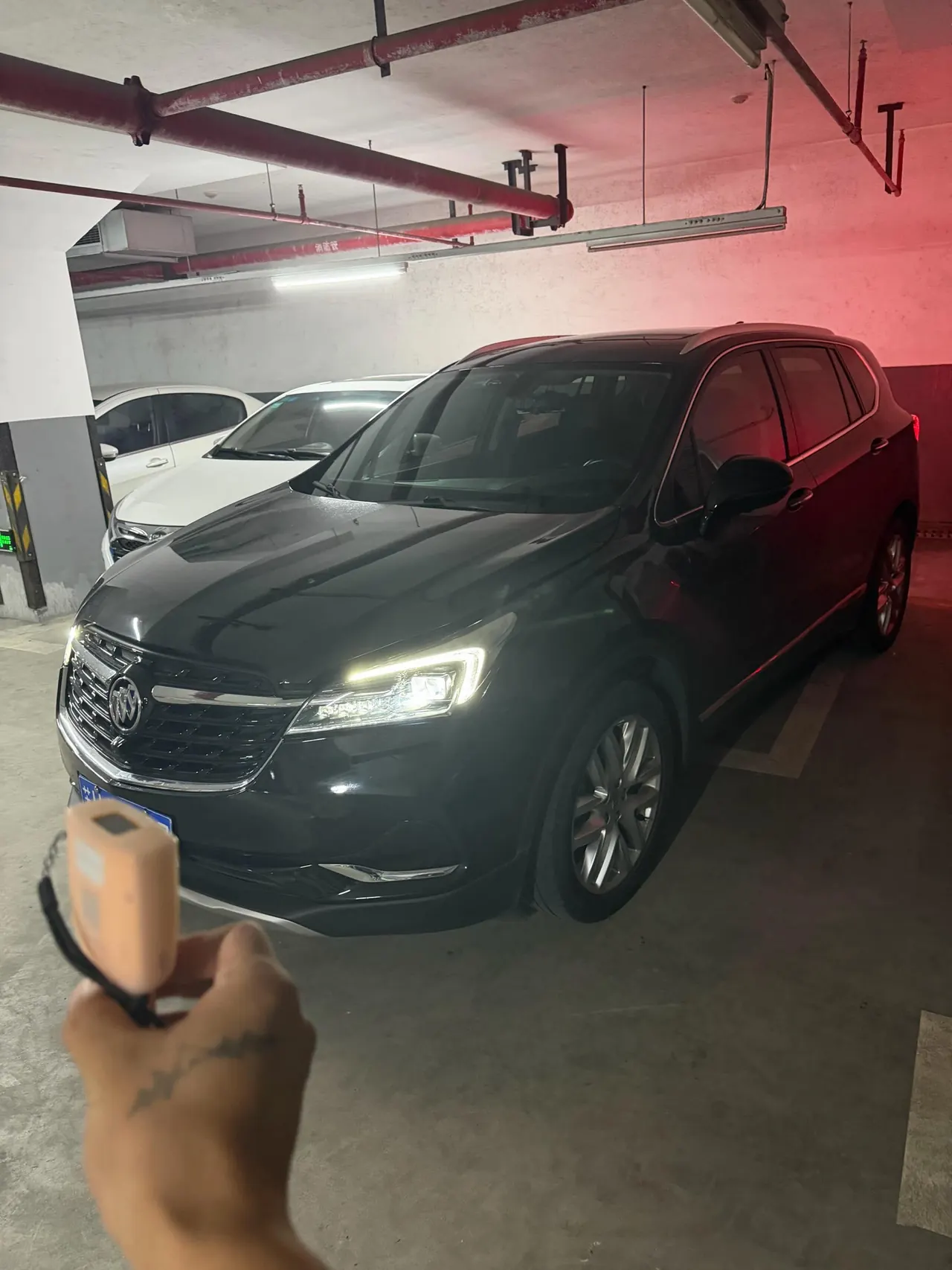 Open image lightbox: Buick 2020 Angkewei 2.0T 28T 4-wheel drive elite automatic gear