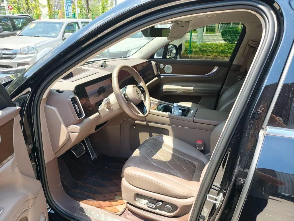 AITO 2024 AITO M9 extended range Ultra version 52kWh5 seat version automatic gear 5