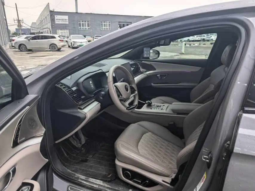 BYD 2025 Han DM-i 1.5T stepless 125KM noble automatic gear 5