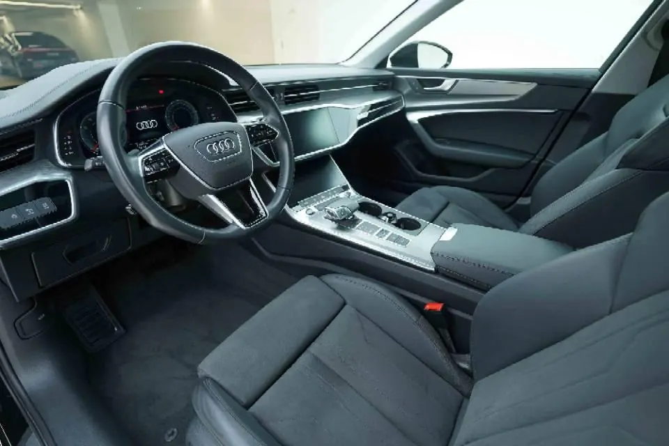 Audi A6 (Imported) 2022 A6 Avant 2.0TFSI 45TFSI Pioneer Selected Dynamic Automatic Gear 4