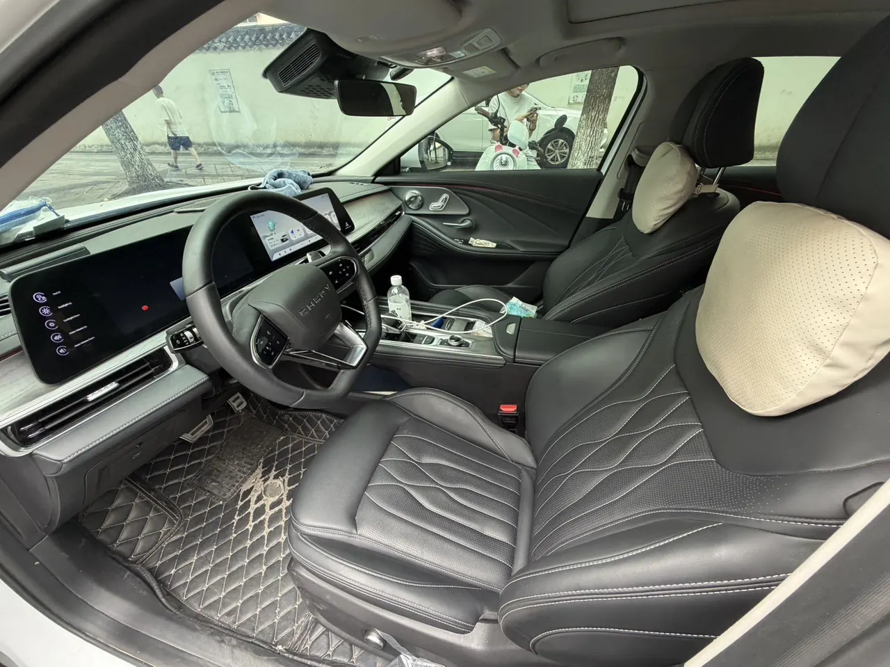 Chery 2025 Erez 8 2.0T automatic gear 3