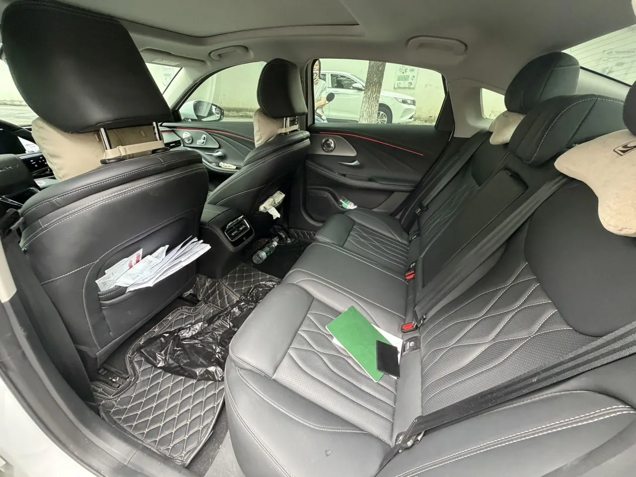 Chery 2025 Erez 8 2.0T automatic gear 4